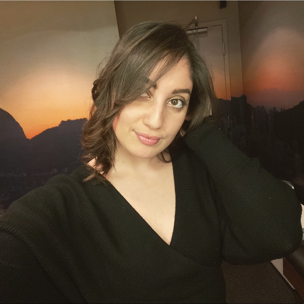 Meet your Posher, Kayla